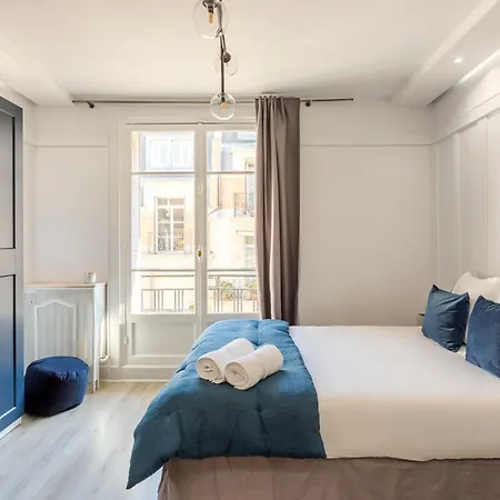Square Villaret 4* Parigi